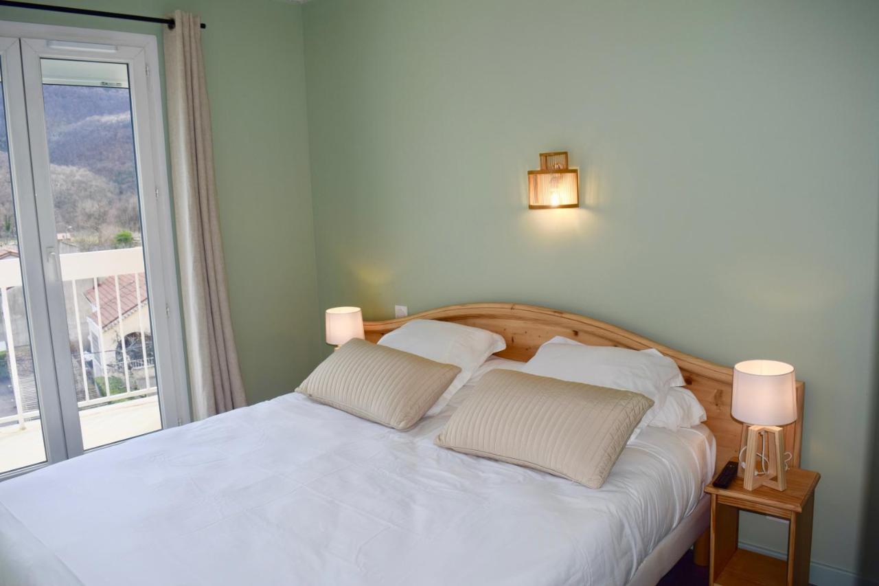 Hotel Et Appartements Les Platanes Thueyts Exterior foto